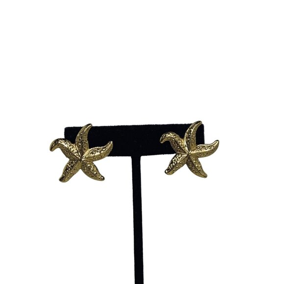 Unbranded Jewelry - Vintage Gold Tone 3D Starfish Pierced Earrings (5403)